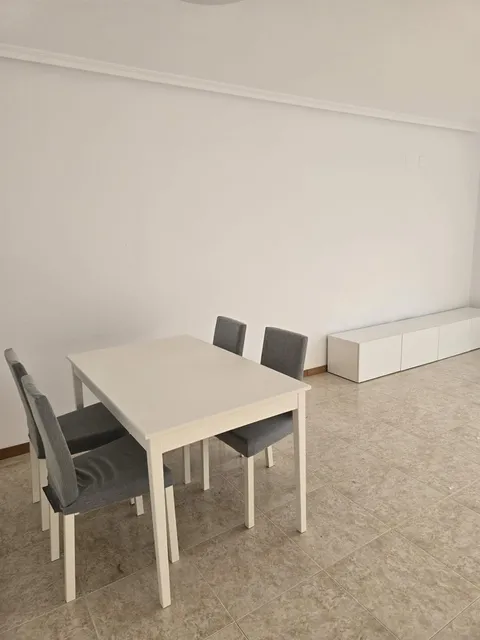Pis de 102 m² a Castelló de la Plana
