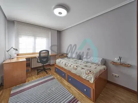 Pis de 106 m² a Oviedo