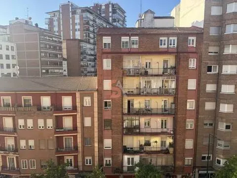 Pis de 73 m² a Valladolid