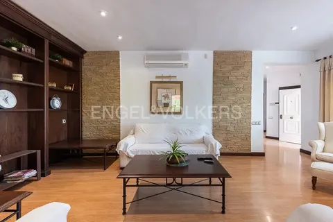 Casa de 250 m² a Nàquera