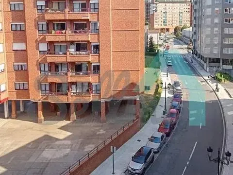 Pis de 100 m² a Oviedo