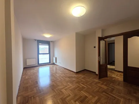 Piso de 74 m² en Siero