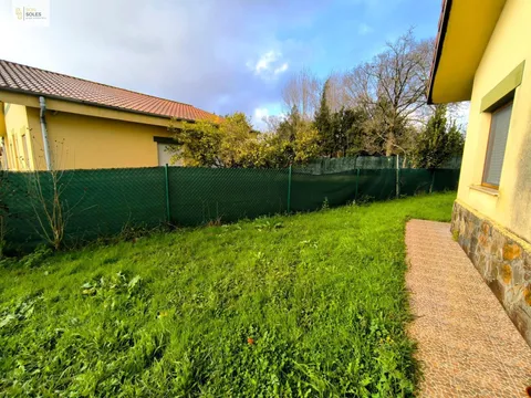 Casa de 140 m² a Hazas de Cesto