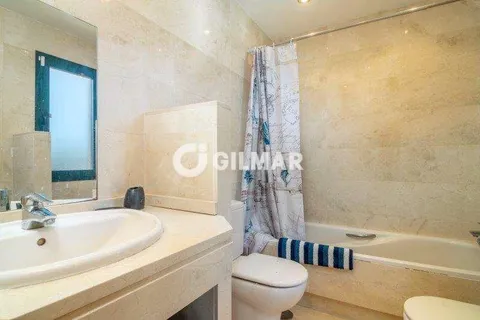 Casa de 250 m² a Estepona