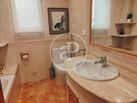 Pis de 85 m² a València