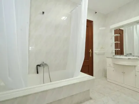 Flat 110 m² in Carballo