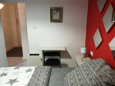 Room for rent, Ourense