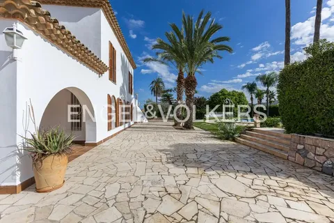 Квартира 350 м² в Pedreguer