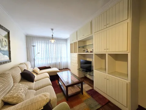 Pis de 80 m² a Gijón