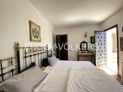 Appartement 380 m² à Nàquera / Náquera