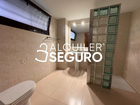 Wohnung 76 m² in Madrid