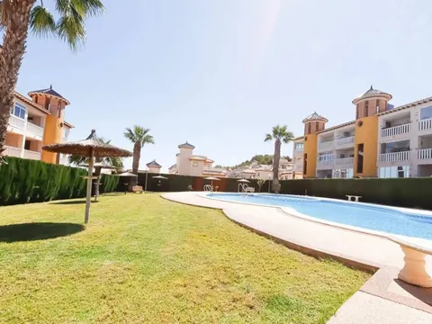 Casa de 61 m² a Oriola