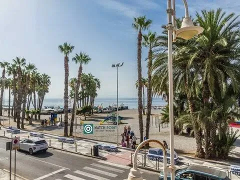 Appartement 90 m² à Almuñécar