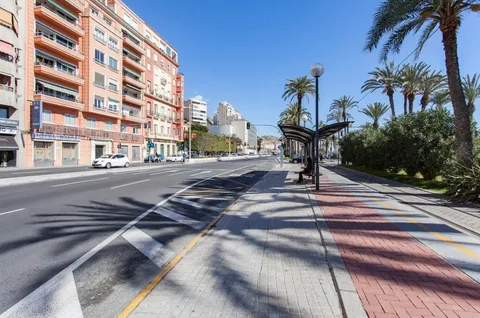 Pis de 80 m² a Alacant