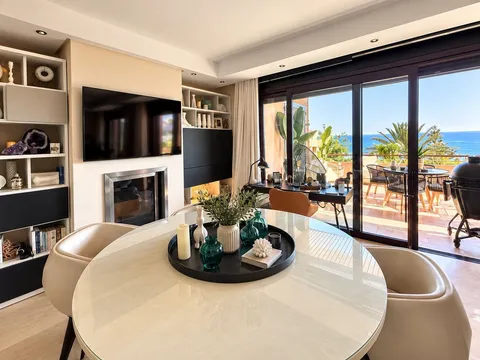 Appartement 330 m² à Luque