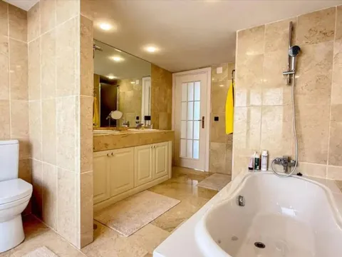 Pis de 350 m² a Marbella