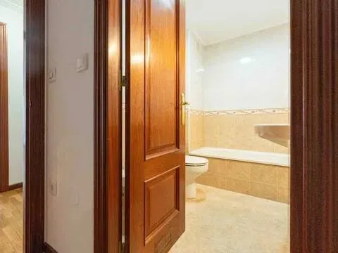 Wohnung 96 m² in Gijón / Xixón
