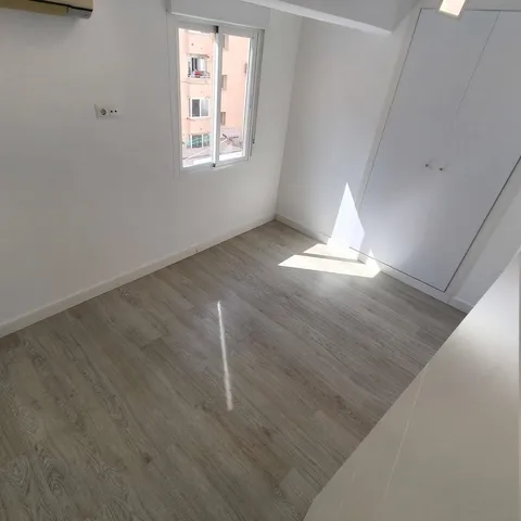 Pis de 75 m² a València