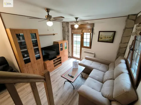 Casa de 140 m² a Hazas de Cesto
