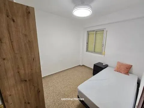 Wohnung 90 m² in Valencia
