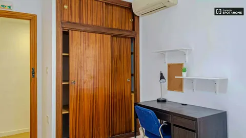 Habitació de lloguer, Burjassot