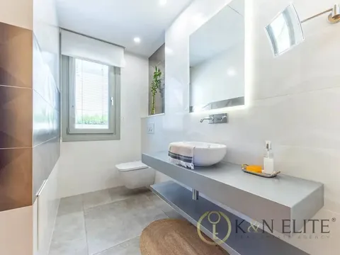 Haus 464 m² in Alicante