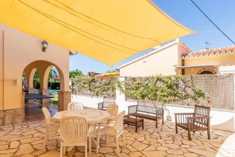 Haus 275 m² in Dénia