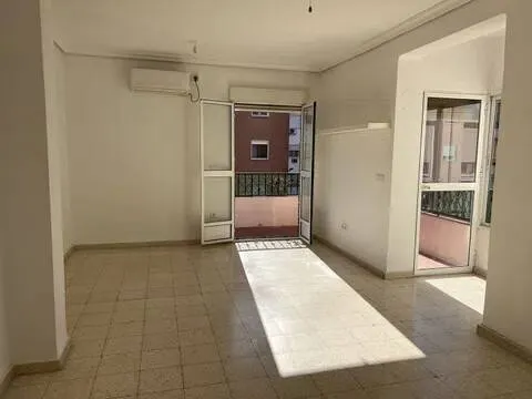Flat 85 m² in Seville