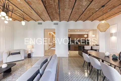 Wohnung 228 m² in Barcelona