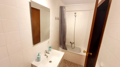 Habitació de lloguer, Oriola