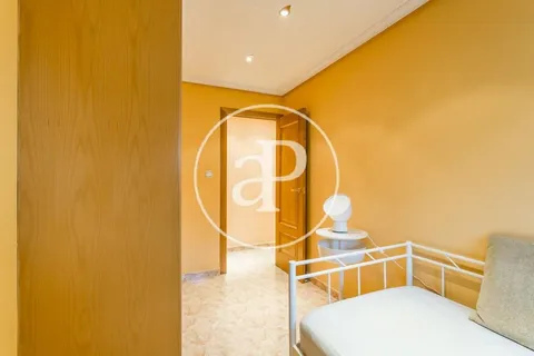 Wohnung 110 m² in Valencia