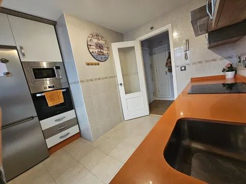 Flat 90 m² in Jerez