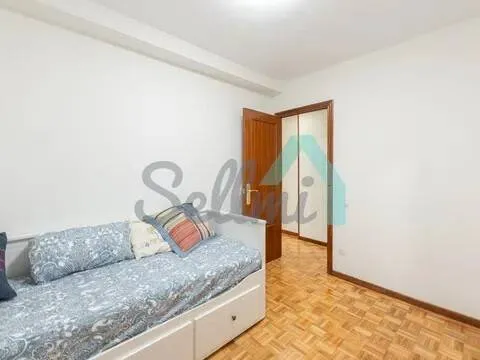 Appartamento 102 m² a Oviedo
