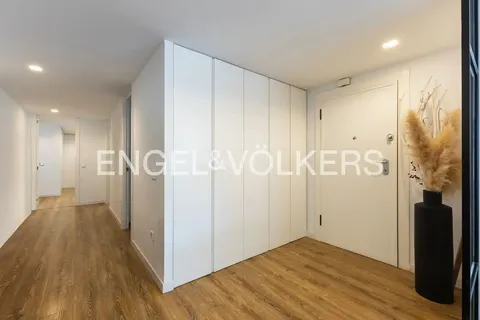 Pis de 275 m² a València
