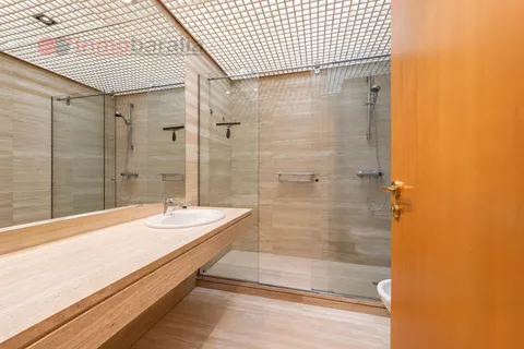 Pis de 800 m² a Pozuelo de Alarcón