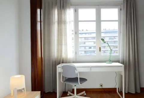 Habitació de lloguer, Barcelona (2/12)