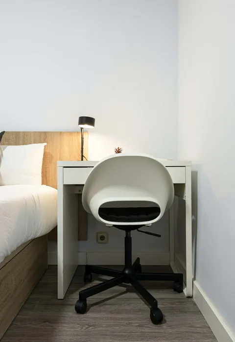 Room for rent, Madrid (4/12)