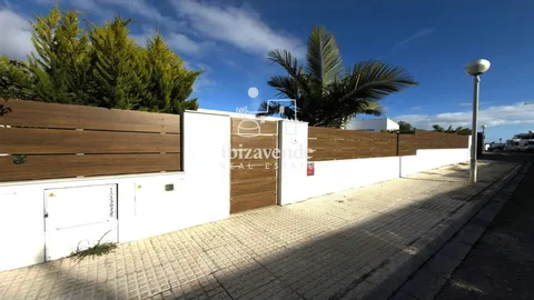 Дом 595 м² в Santa Eulària des Riu