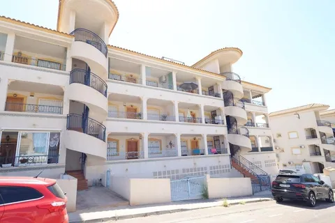 Pis de 70 m² a Oriola
