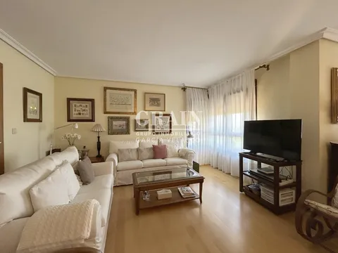 Appartement 146 m² à Albacete (2/27)