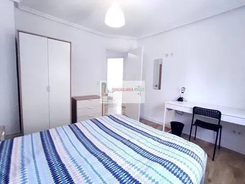 Pis de 130 m² a Oviedo