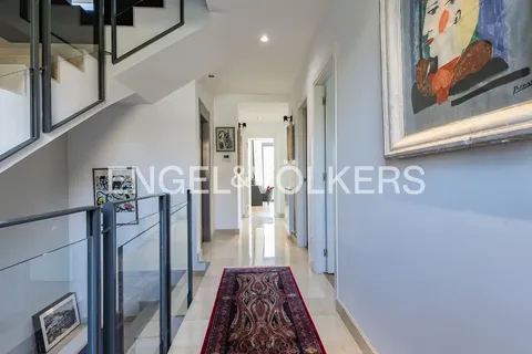 Casa de 305 m² a Tiana