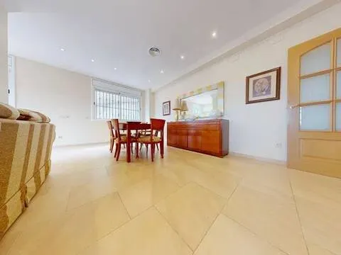 Casa de 291 m² a Castelldefels