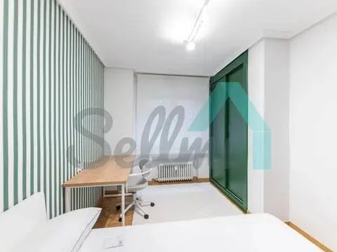 Pis de 83 m² a Oviedo