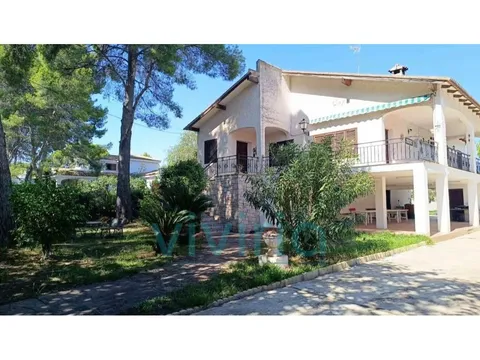 Casa de 373 m² a Paterna