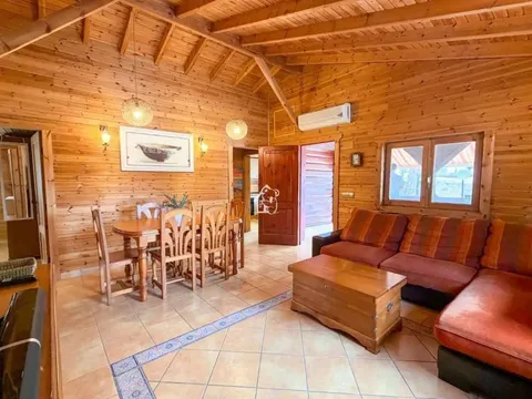 Casa de 80 m² a Oriola