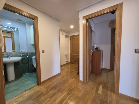 Pis de 82 m² a Oviedo