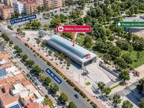 Flat 88 m² in Seville