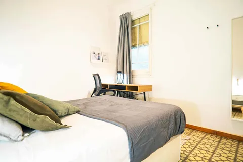 Quarto para alugar, Barcelona (3/9)