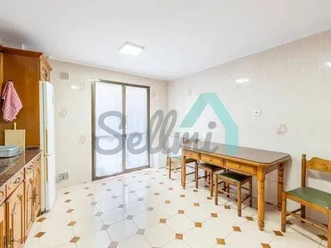 Pis de 127 m² a Oviedo